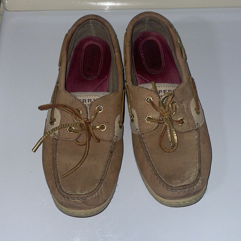 Sperry boat shoes